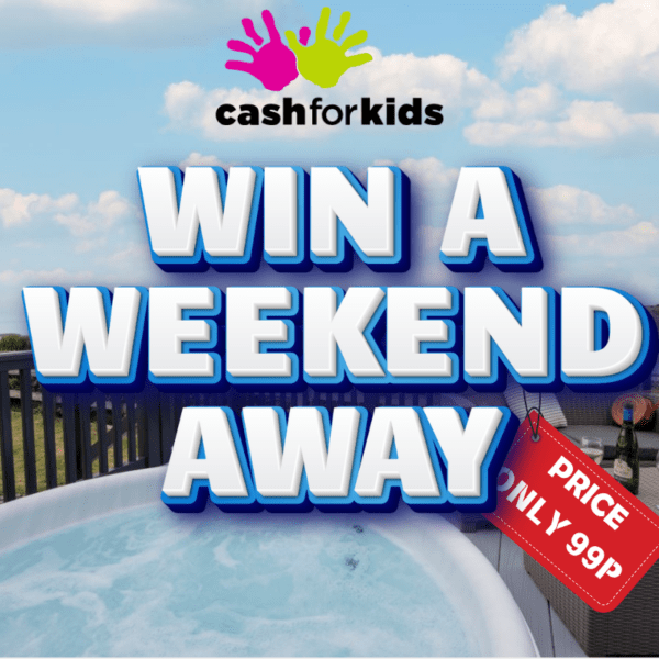 🌟 WIN a Hot Tub Weekend Away! 🌟